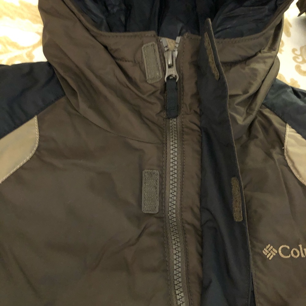 Columbia Snow Jacket - Picture 3 of 8
